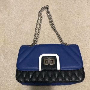 Blue and black clutch ,can be worn as a mini bag